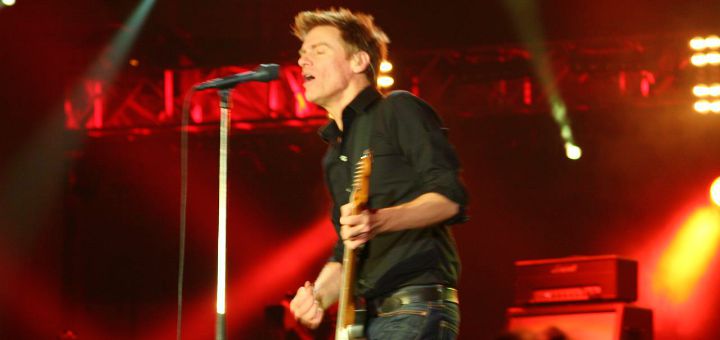 koncert bryana adamsa